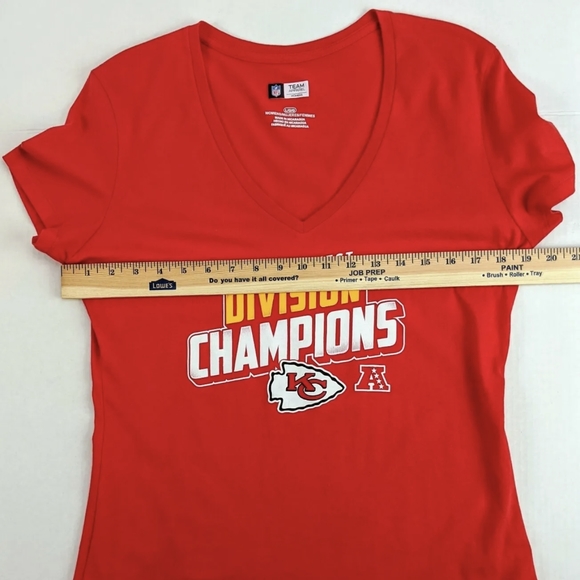 Kansas City Chiefs NFL Team Apparel Womens Sz Large Short Sleeve V-Neck - Picture 7 of 12